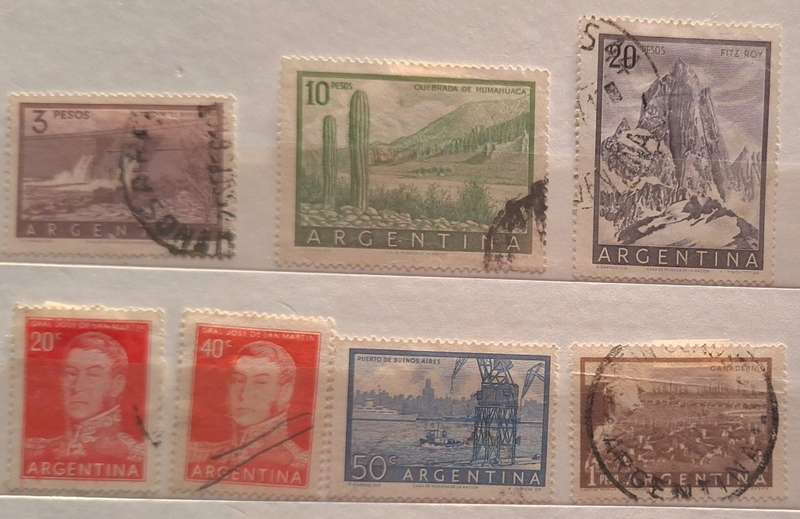Argentina Mixed Lot of 7 Used Hinged stamps
