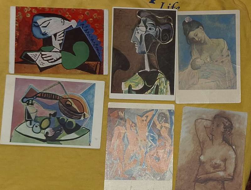 Mixed Lot of 6 Postcards of Paintings by Pablo Picasso