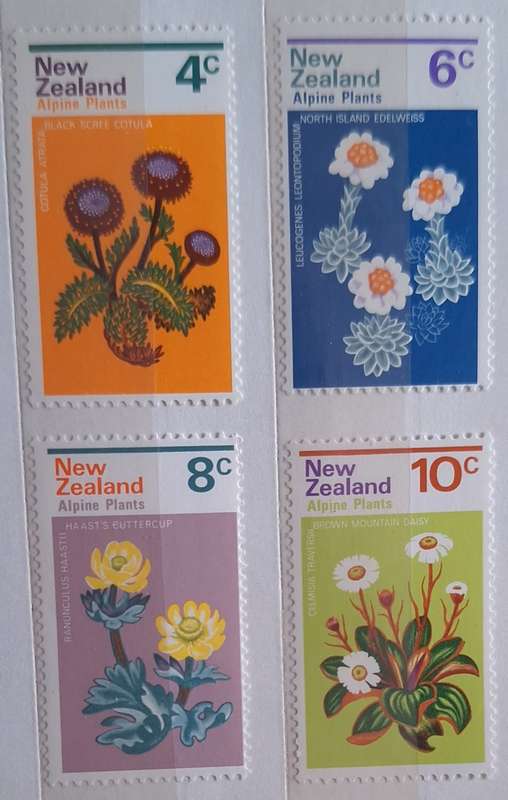 New Zealand 1972 Alpine Flowers Set of 4 Mint stamps