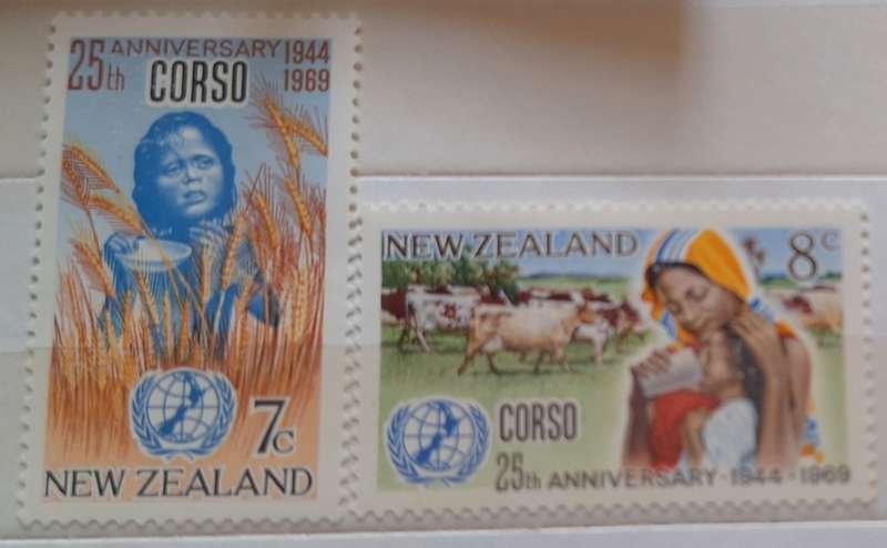 New Zealand 1969 Corso Set of 2 Mint stamps