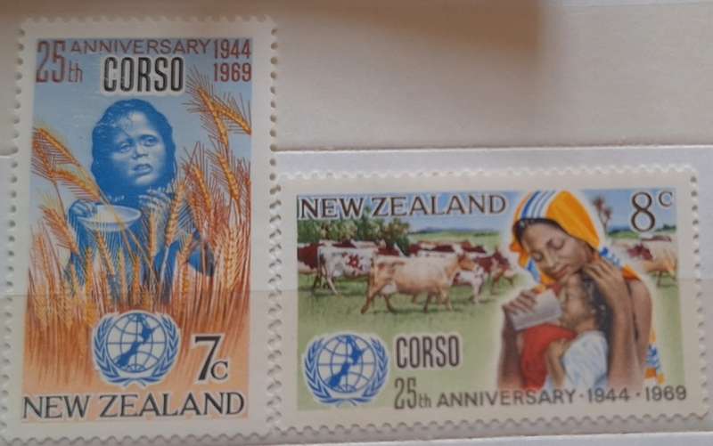 New Zealand 1969 Corso Set of 2 Mint stamps