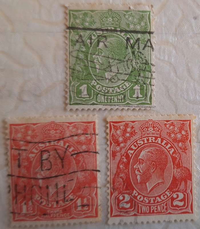 Australia 1914 George V Definitives 3 Used Hinged stamps