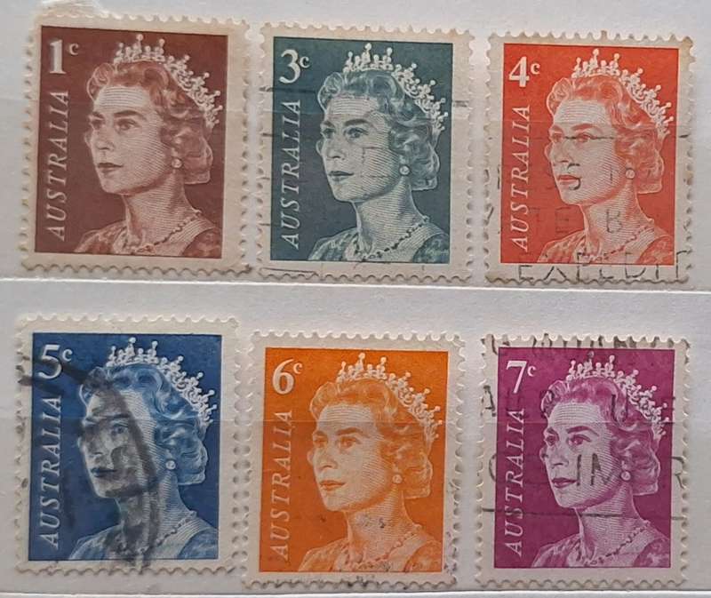 Australia 1967 Queen Elizabeth II 6 Used Hinged stamps