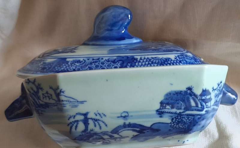 Ironstone Lidded Dish