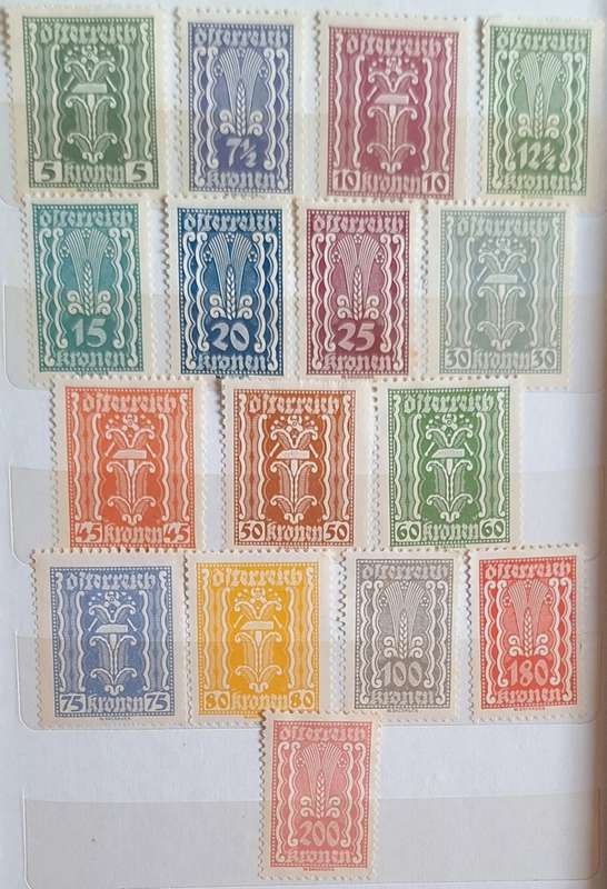 Austria 1922/24 Symbolic Definitive (wheat symbol) 16 Unused hinged stamps