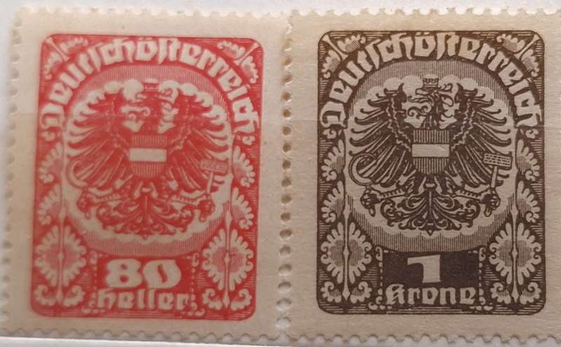 Austria 1920/21 Coat of Arms 2 Unused Hinged stamps