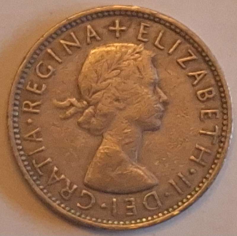 Great Britain 1963 Elizabeth II Two 2 Shilling Copper-nickel