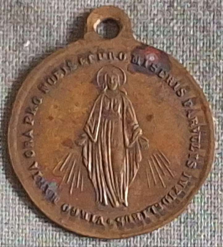Vintage French Virgin Mary religious medal 1900s in brass