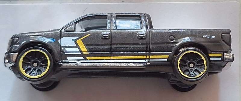 HOT WHEELS MATTEL 2009 Ford F-150 MADE INDONESIA