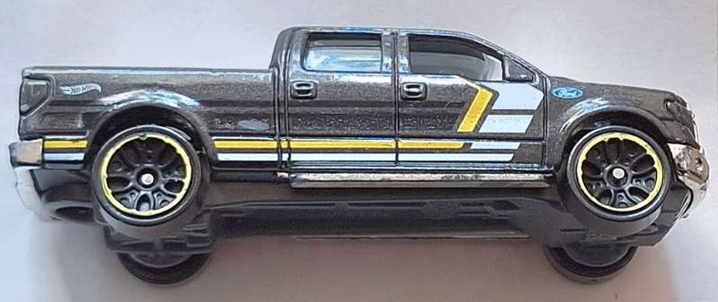 HOT WHEELS MATTEL 2009 Ford F-150 MADE INDONESIA