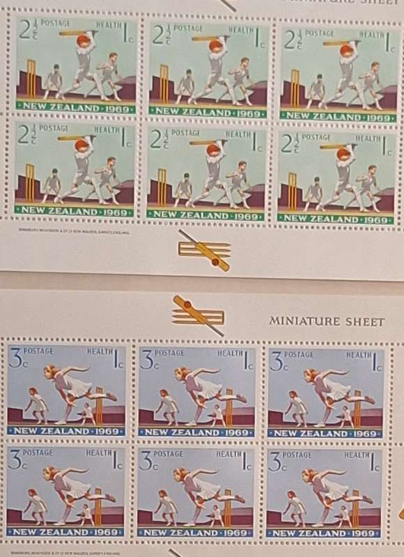 New Zealand 1969 Health Issue Set of 2 Unused Hinged Miniature Sheets