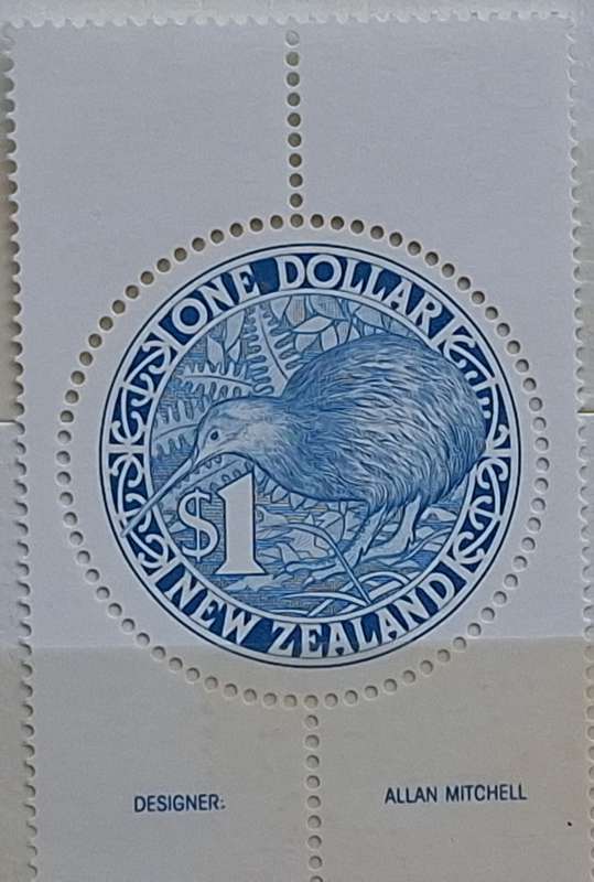 New Zealand 1993 Round Kiwi 1 Mint stamp