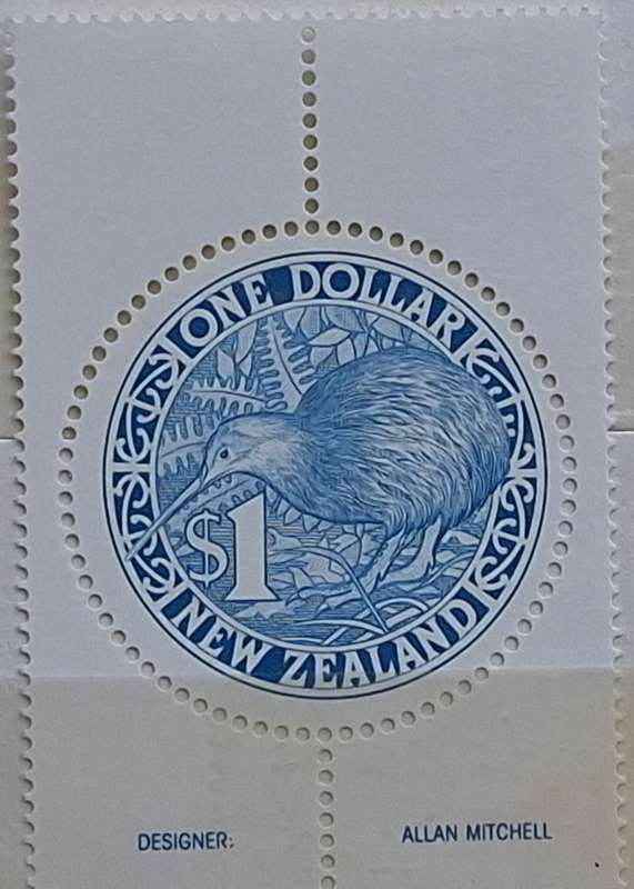 New Zealand 1993 Round Kiwi 1 Mint stamp