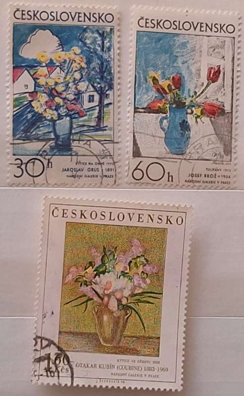 Czechoslovakia Theme: Flowers 3 Used Hinged stamps