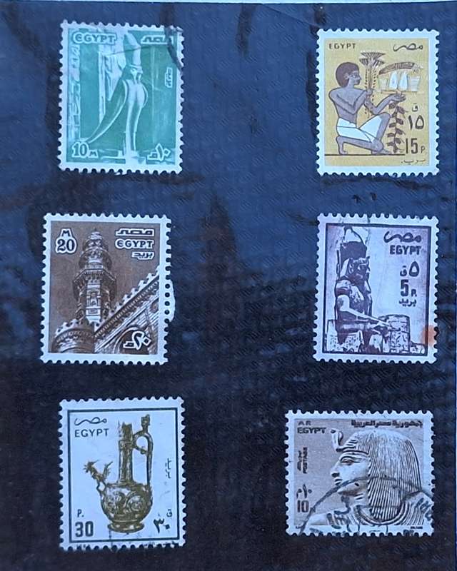 Egypt Mixed Lot of 17 Used Hinged stamps