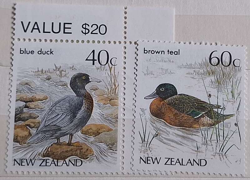 New Zealand 1985-89 Birds 40c and 60c Unused Hinged stamps Additional Values Issued 2 Feb 87