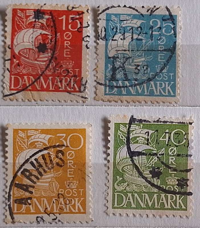 Denmark 1927 Caravel 4 Used Hinged stamps