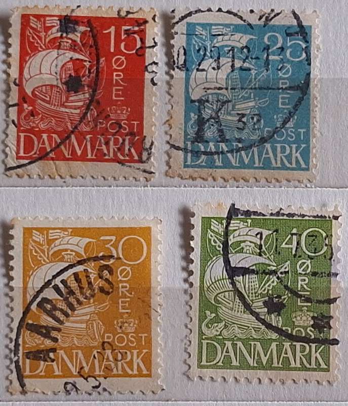 Denmark 1927 Caravel 4 Used Hinged stamps