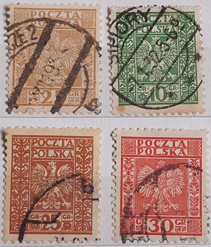 Poland 1932-1933 Coat of Arms 4 Used Hinged stamps