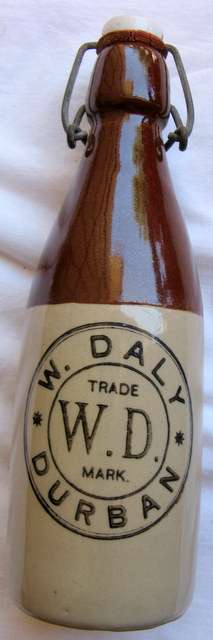 EARTHENWARE BOTTLE : W. DALY - DURBAN : 22cm HIGH