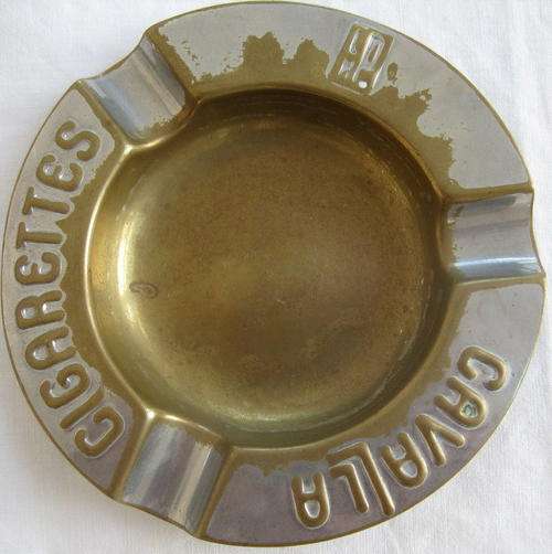 ASHTRAY : CAVALLA CIGARETTES : 10.5cm DIAMETER :  **CHROME PLATED - RUBBED OFF IN PLACES**