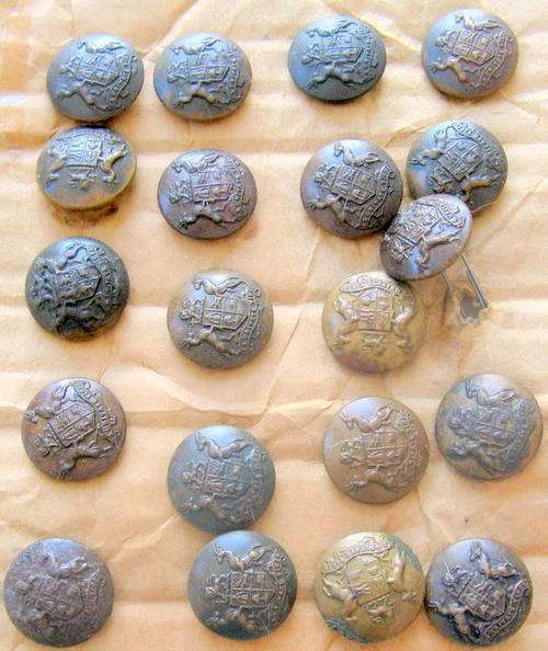 UNION OF SOUTH AFRICA : 20 UNIFORM BUTTONS : 2.5cm DIAMETER