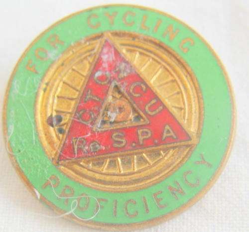 Vintage 1950s ROSPA CTC and NCU Cycling Proficiency Enamel Badge : 2.2cm DIAMETER WITH PIN ON BACK