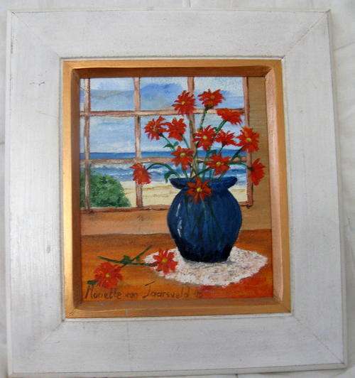 PAINTED ON HARDBOARD : VASE OF FLOWERS : SIGNED - MARIETTE VAN JAARSVELD : FRAMED
