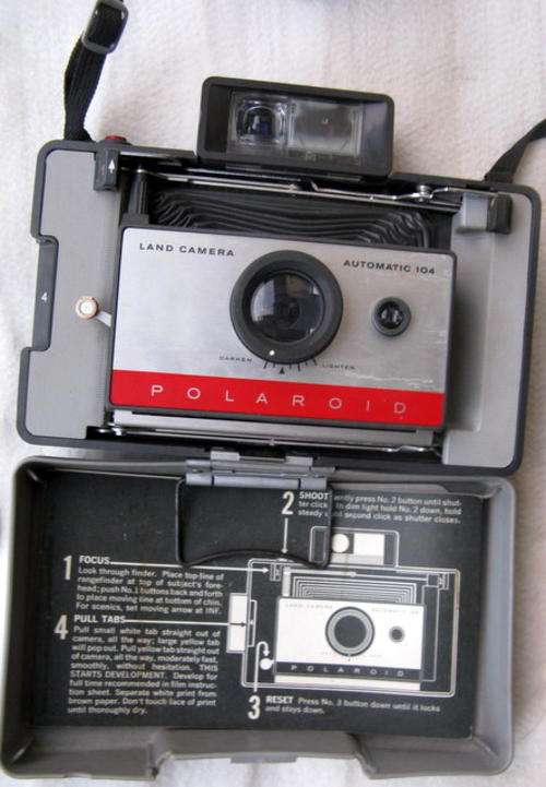 POLAROID : LAND CAMERA : AUTOMATIC 104 : **GOOD FOR DISPLAY OR PROP**
