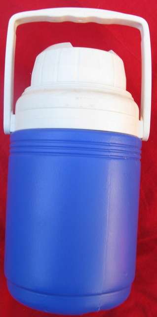 COLEMAN : WATER BOTTLE : MADE IN USA : 1/3 GALLON