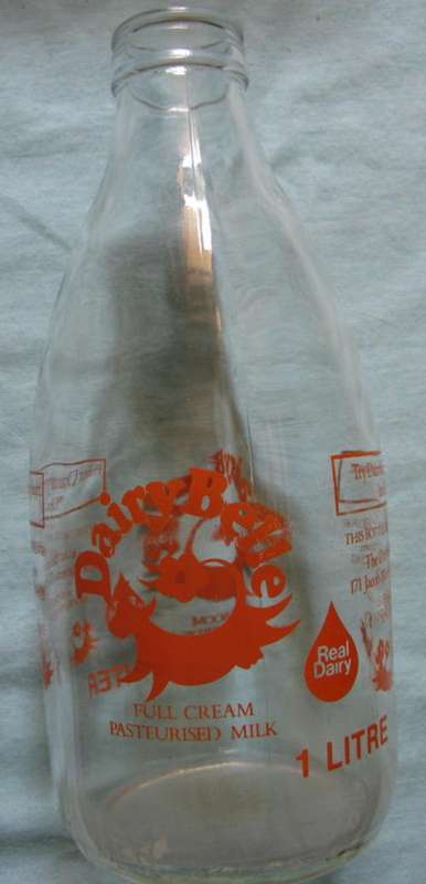 DAIRY BELLE - MILK BOTTLE - GLASS : 1 L SIZE : 22cm HIGH - 9cm BASE DIAMETER