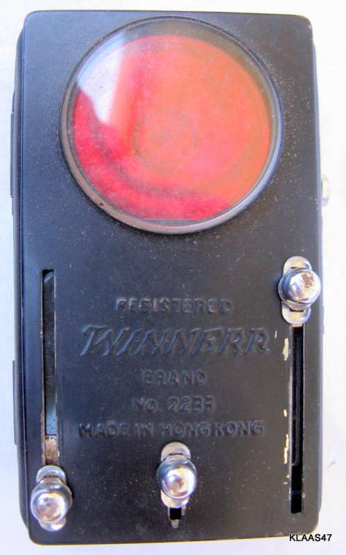 VINTAGE - WINNERR : 3-COLOUR SIGNAL LAMP : NO.2233 : MADE IN HONG KONG :