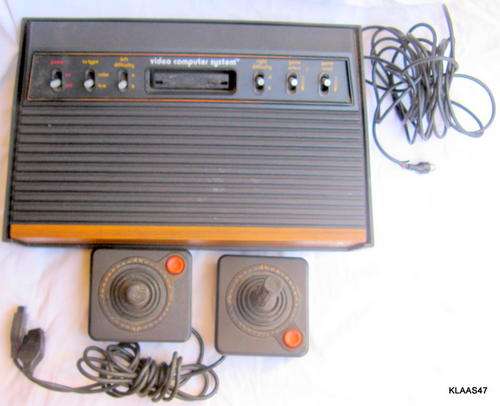 Atari Gaming system Model CX2600 U Made in Hong Kong (Please See pictures no power pack)