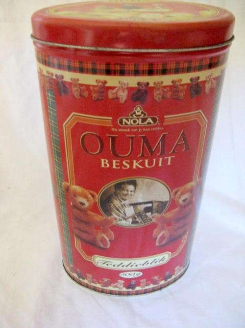 OUMA RUSKS : TEDDY TIN : OVAL - 13.5X10.3 CM : 24.5CM HIGH