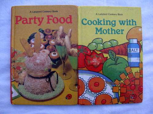 2 LADYBIRD : COOKERY BOOKS : COOKING WITH MOTHER & PARTY FOOD