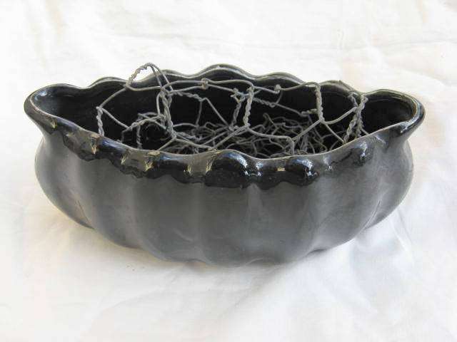 LUCIA WARE : VASE : 3301 : 16.5cm LONG : 6.5cm WIDE : 8cm HIGH : WITH WIRE FLOWER HOLDER