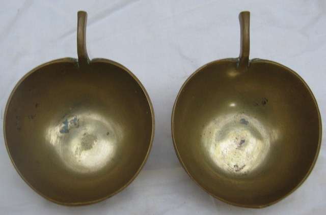 2 BRASS BOWLS : DIAMETER 9.2cm - 4.5cm DEEP