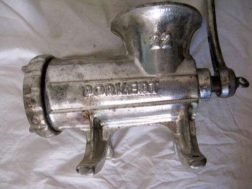 PORKERT : DELUXE : NO.22 : MEAT GRINDER : MADE IN CZECH REPUBLIC : WEIGHS 7.6KG