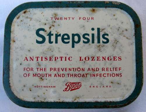 STREPSILS : BOOTS - ENGLAND : EMPTY TIN : 8.4x6.5x2.1cm : **SOME RUST**