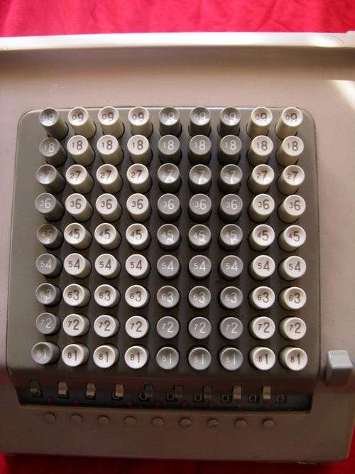 COMPTOMETER : SUMLOCK : FIGUREFLOW : BELL PUNCH COMPANY LIMITED - ENGLAND : (1970'S ADDING MACHINE)