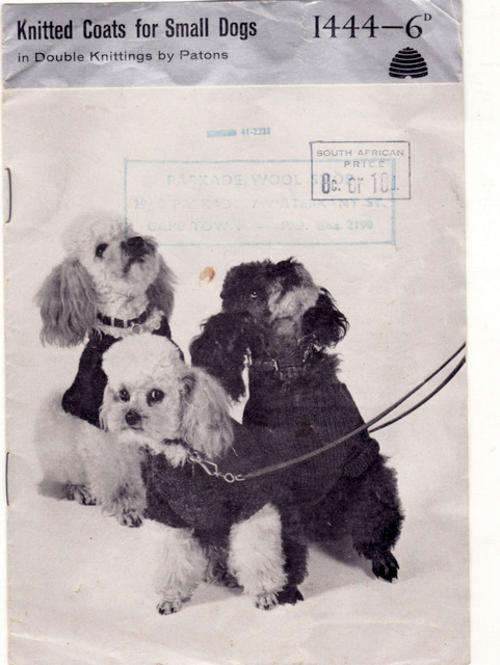KNITTED COATS FOR SMALL DOGS (IN DOUBLE KNITTING) (PATONS 1444)