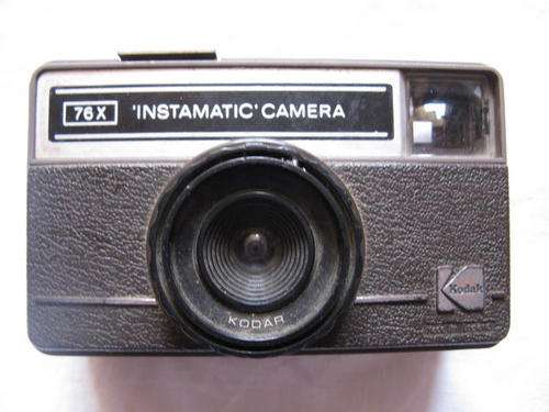 KODAK : 76X : 'INSTAMATIC' CAMERA : **SUITABLE FOR DISPLAY OR PROP**