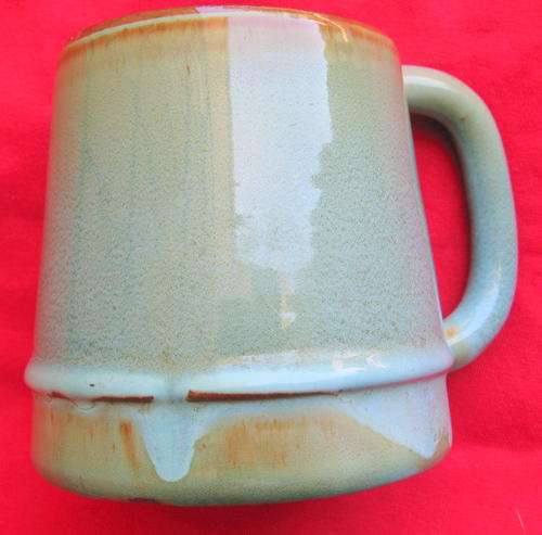 LINNWARE : COFFEE MUG : 9.5cm HIGH : ++SMALL CHIP ON RIM++