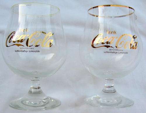 2 GLASSES : TRINK COCA-COLA  : SCHUTZMARKE - KOFFEINHALTIGE LIMONADE : *GOLD RIM ON ONE GLASS FADED*