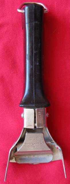 PYROFLAM : CASSEROLE HANDLE : MADE IN HOLLAND