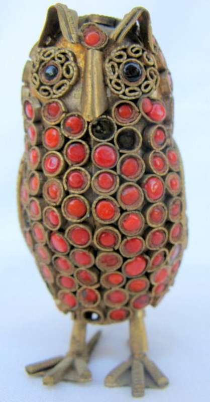 OWL : 6cm HIGH : BODY COVERED WITH CIRCLES WITH INSET STONES (A FEW STONES MISSING)