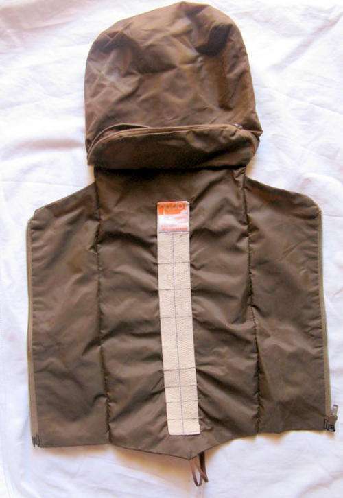 TOILET BAG : OPAL - 8465-18-4-1-7106 : 1974 : 55cm x 19cm : ZIPS WORKING