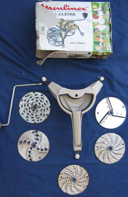 MOULINEX : MOULI-JULIENNE : WITH 5 DISCS : **NOTE**NEEDS CLEANING