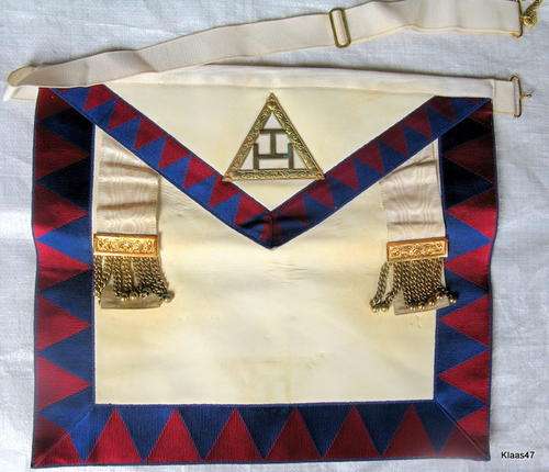 MASONIC : ROYAL ARCH - COMPANION APRON : 40x35cm : TOYE & CO : STAMPED DORIC V C.P.I. MANUF JHB