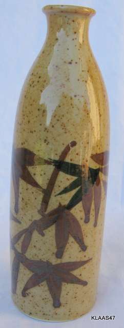 PALCON : HANDCRAFTED STONEWARE FOLKART : 17.5cm HIGH - BASE DIAM 5.5cm